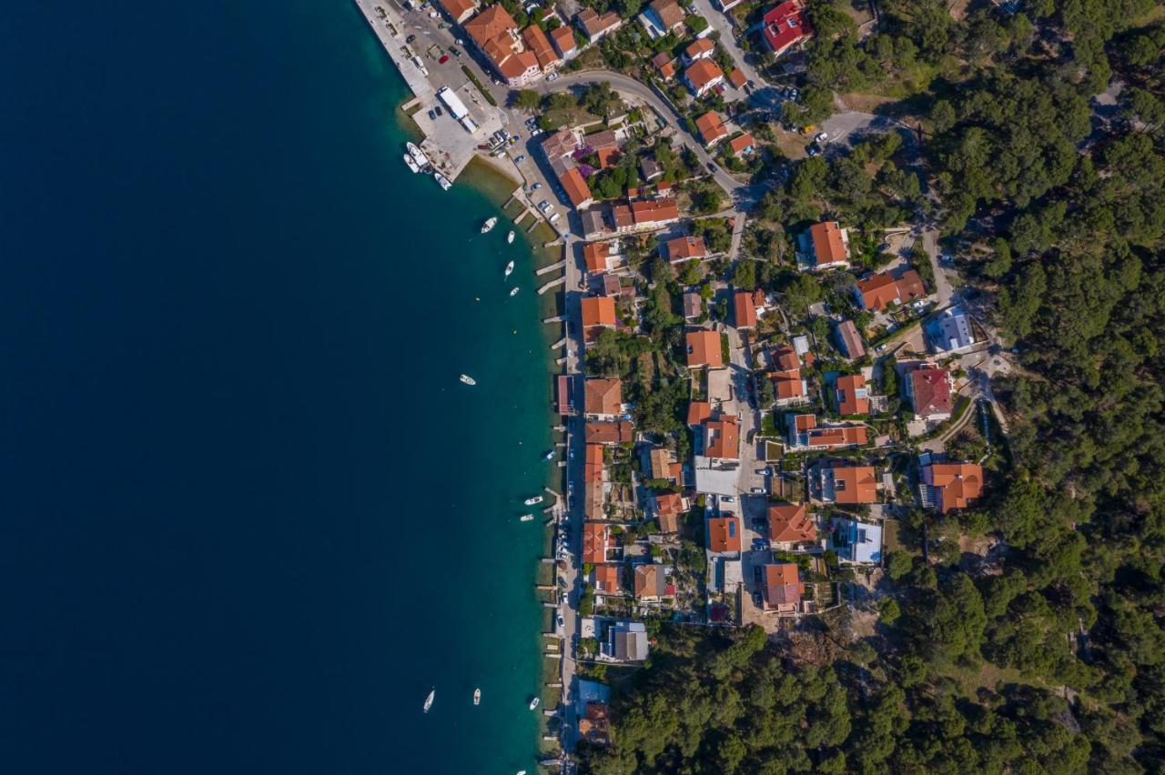 Cikat Bay Residence Мали-Лошинь Экстерьер фото